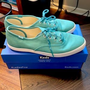 Keds womens size 8 teal shoes